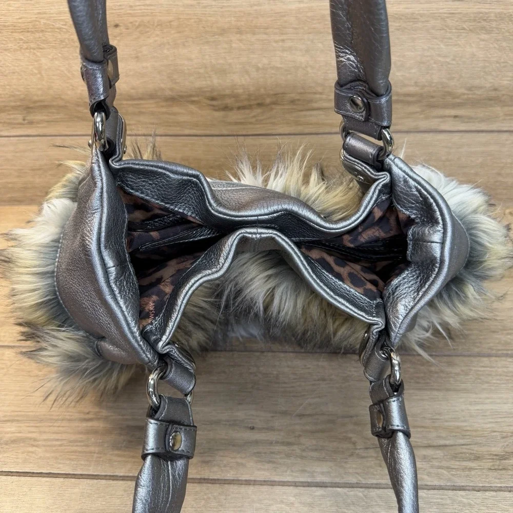 B Makowsky Nora Tote Faux Fur Silver Leather Shoulder Bag Y2K Hobo Satchel